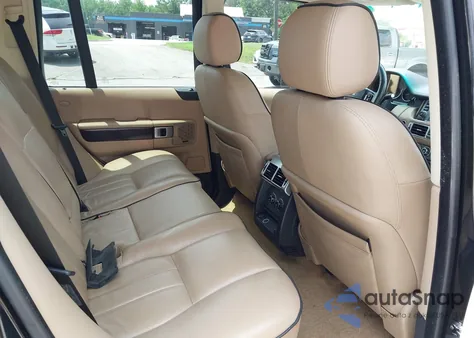 2008 Land Rover Range Rover Hse z USA, uszkodzony, nr VIN SALME15438A274098